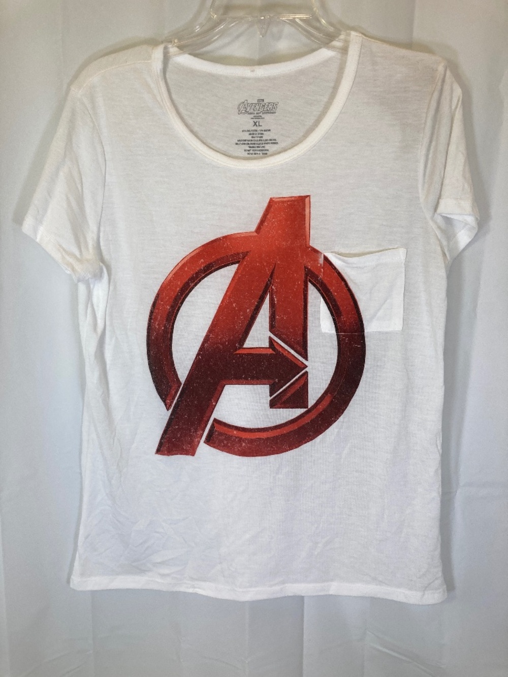 Marvel Avengers White Shirt Sz XL Short Sleeve Age of Ultron Red A